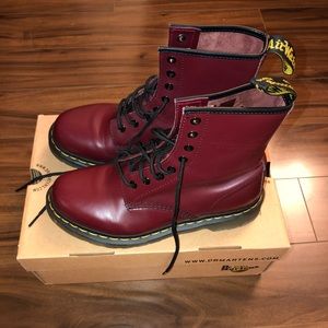 Dr Martens Boots - 1460 Smooth - Cherry Red - US 8
